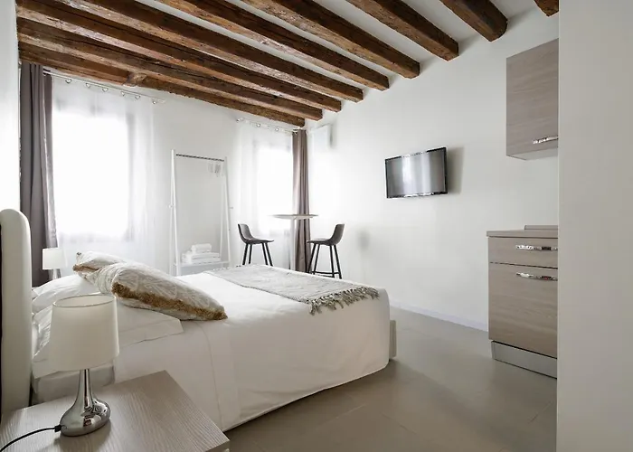 Dorsoduro Charme By Wonderful Italy Lejlighed