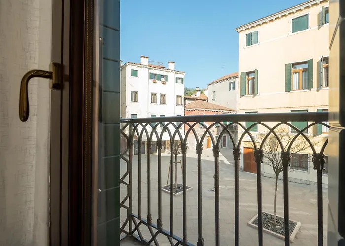 Lejlighed Dorsoduro Charme By Wonderful Italy