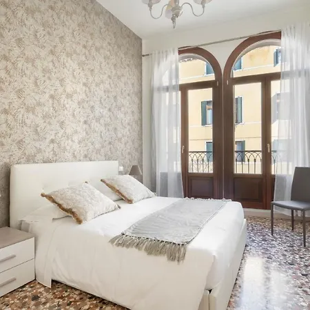 Dorsoduro Charme By Wonderful Italy דירה